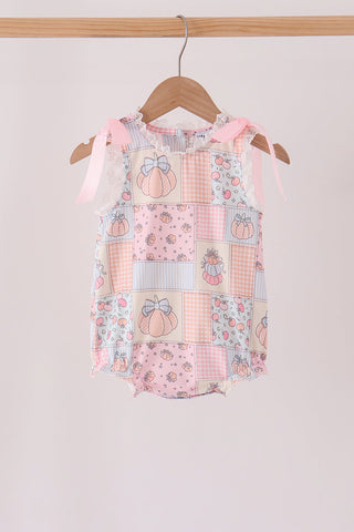 Pink pumpkin ruffle bubble