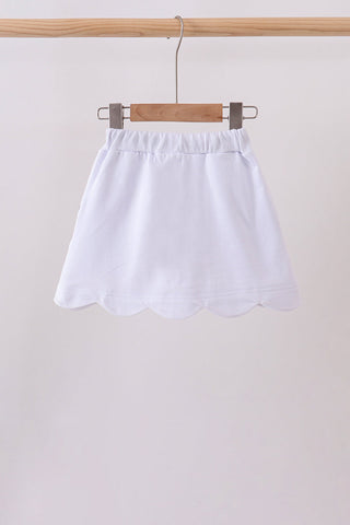 Snow white scallop hem bow skort