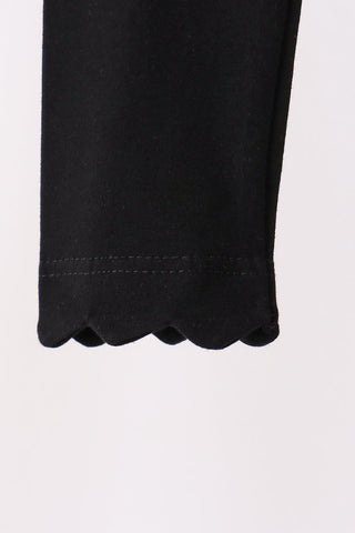 Black scalloped leggings