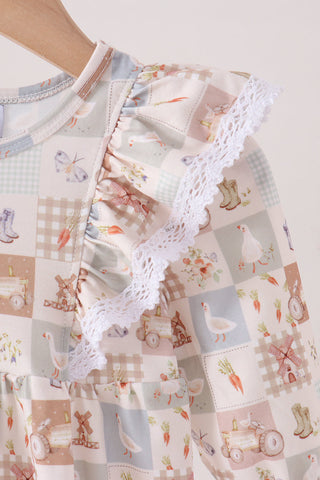 Khaki farm checkered ruffle bubble