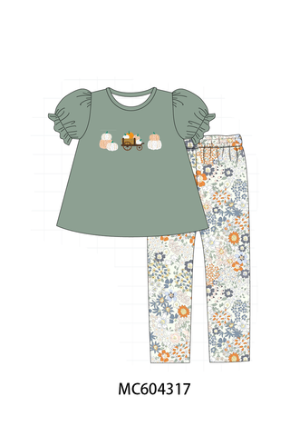 Green pumpkin french knot pants set